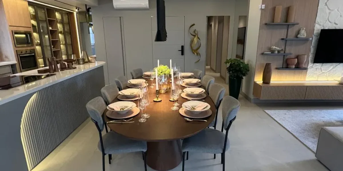 MS Zappa - Sorocaba - Cozinha gourmet planejada com ilha funcional.